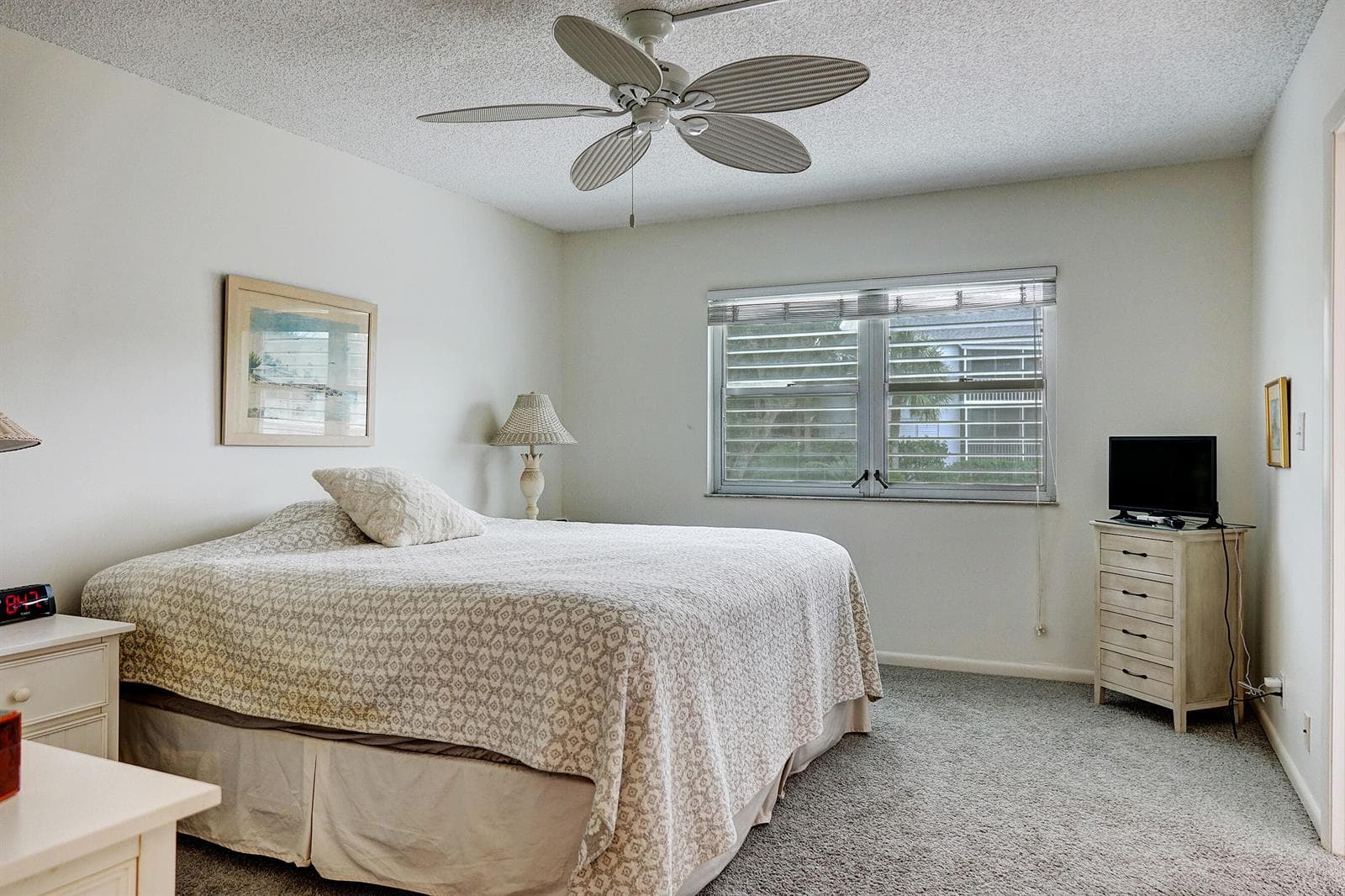1550 NE Ocean Boulevard B101 photo 24