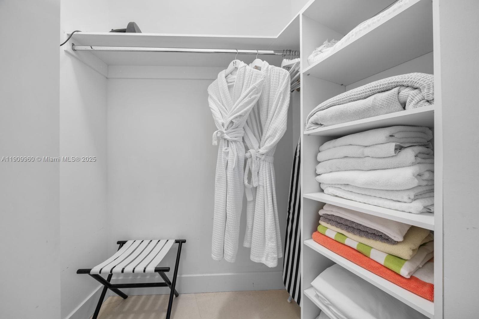 4111 S Ocean Dr 502 photo 8