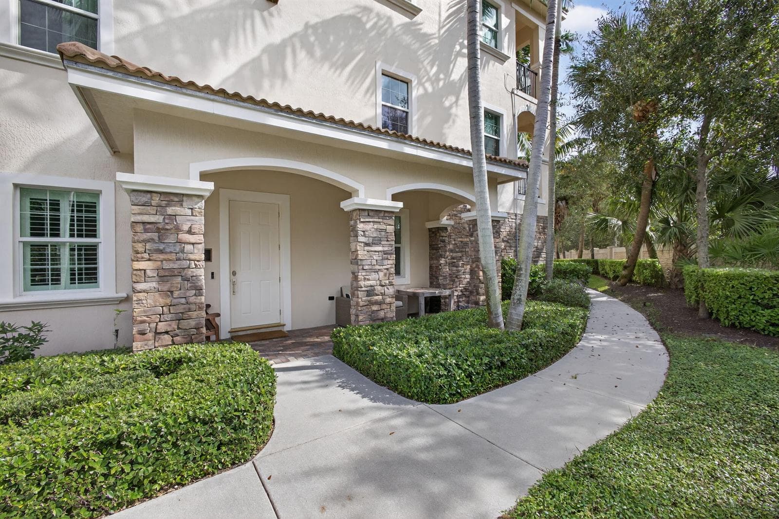 13435 Treasure Cove Circle photo 6