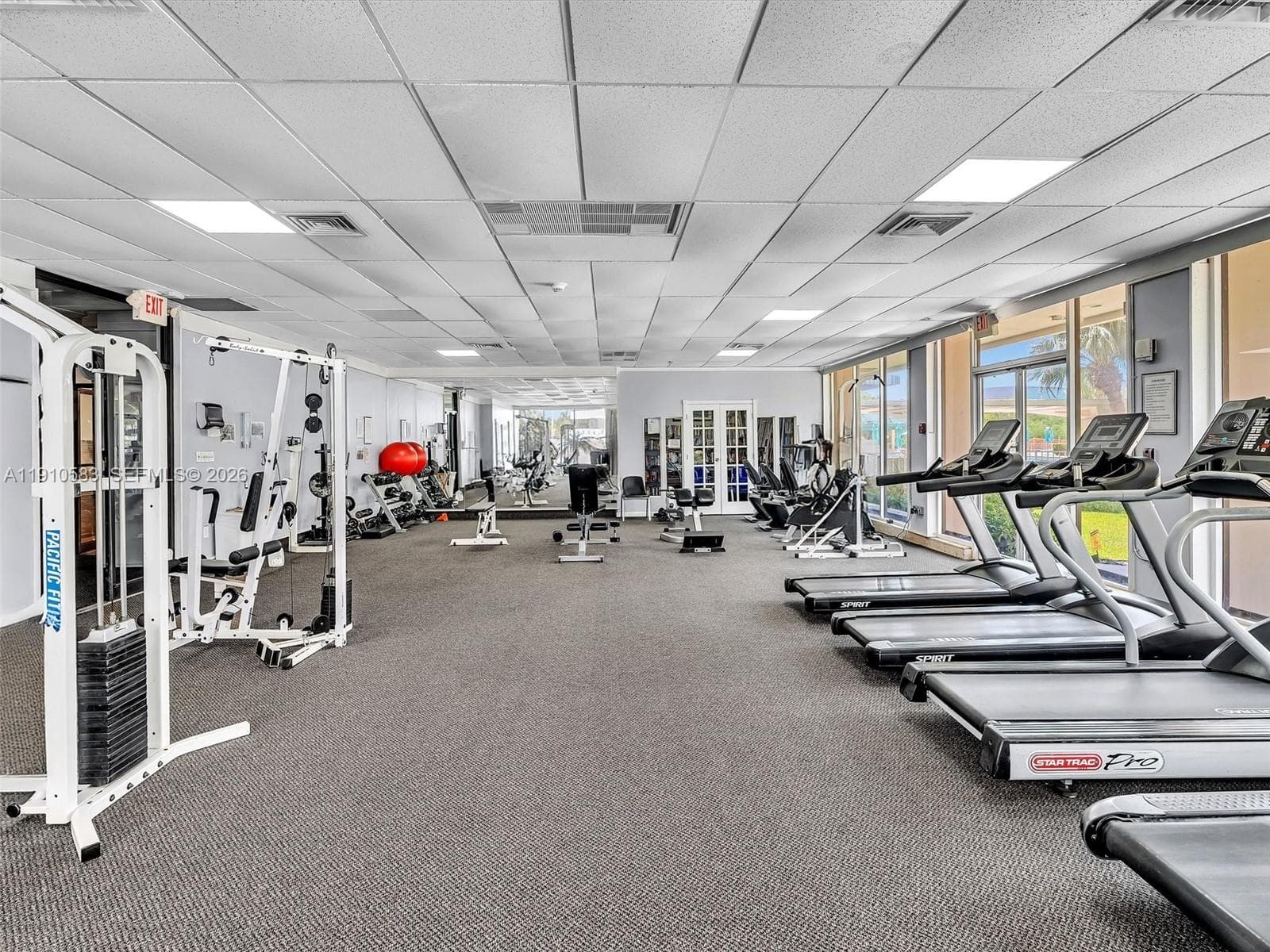 300 Bayview Dr 902 photo 15