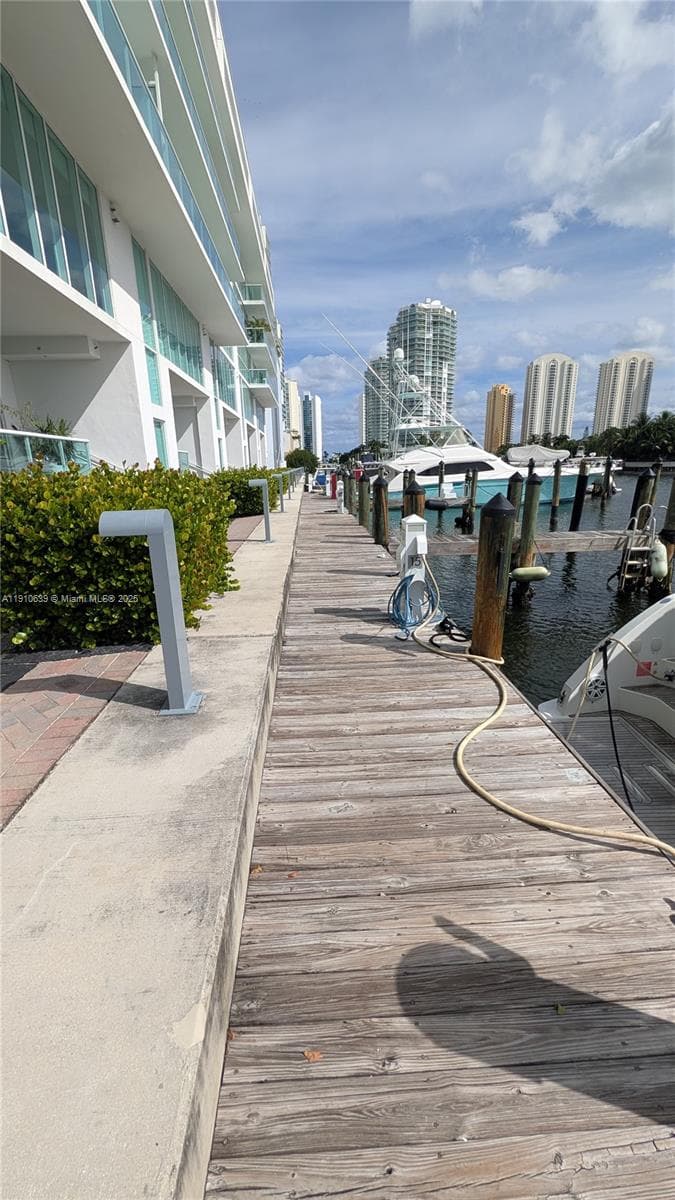 400 Sunny Isles Blvd photo 5