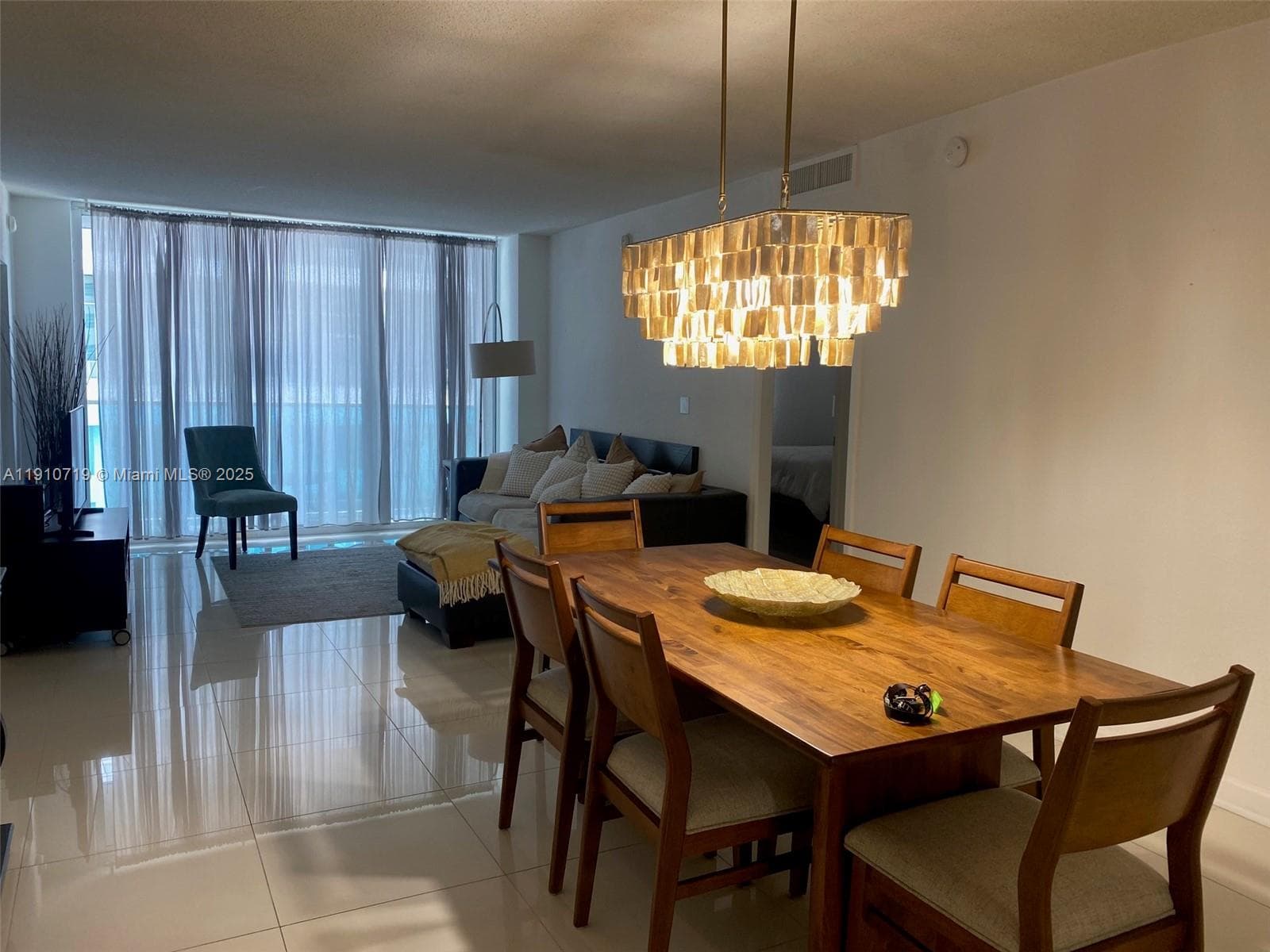 4001 S Ocean Dr 14F photo 4