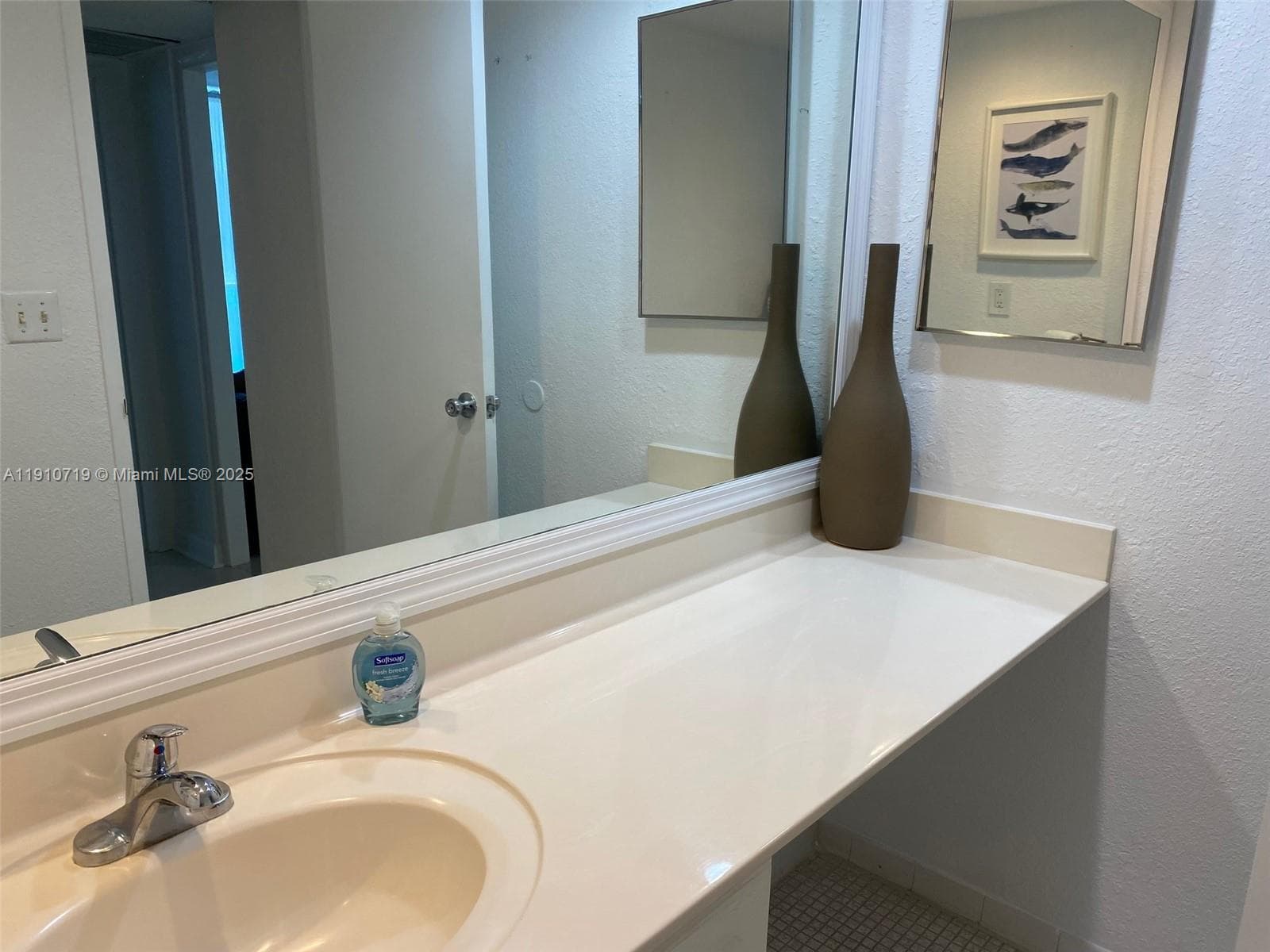 4001 S Ocean Dr 14F photo 8
