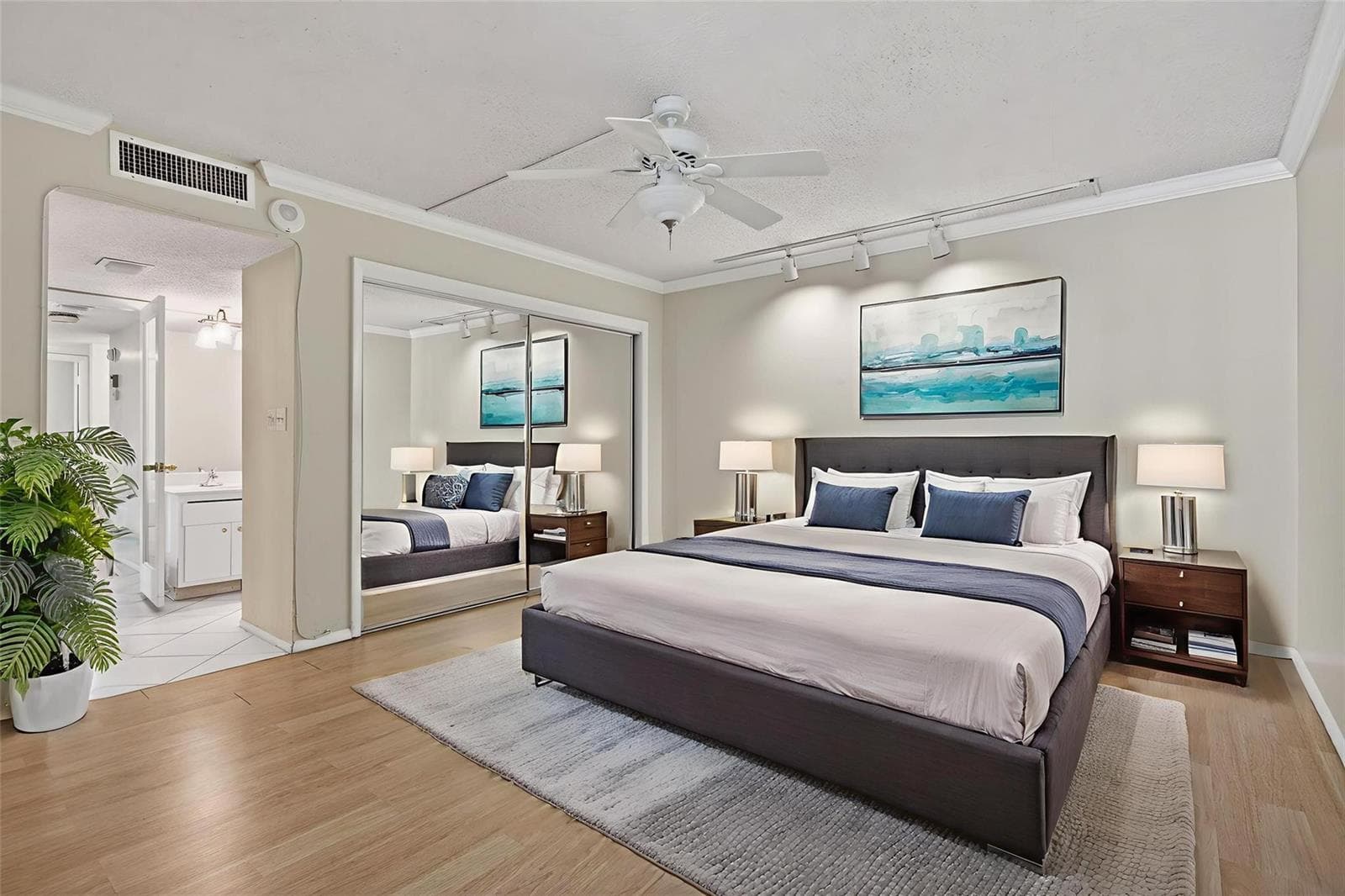 1401 S Ocean Boulevard 605 photo 22