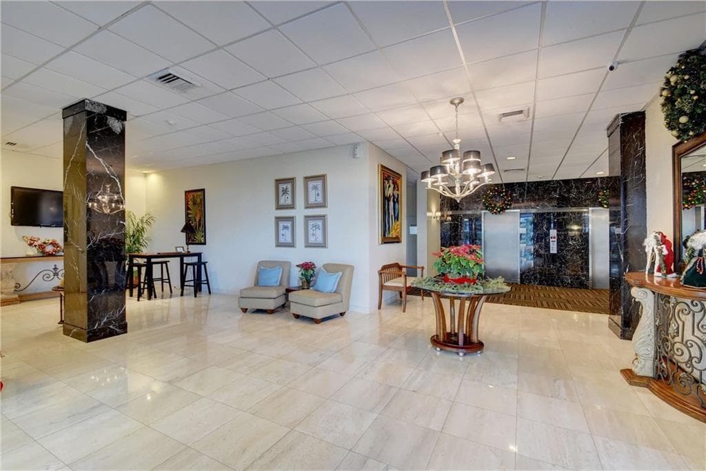 1401 S Ocean Boulevard 605 photo 5