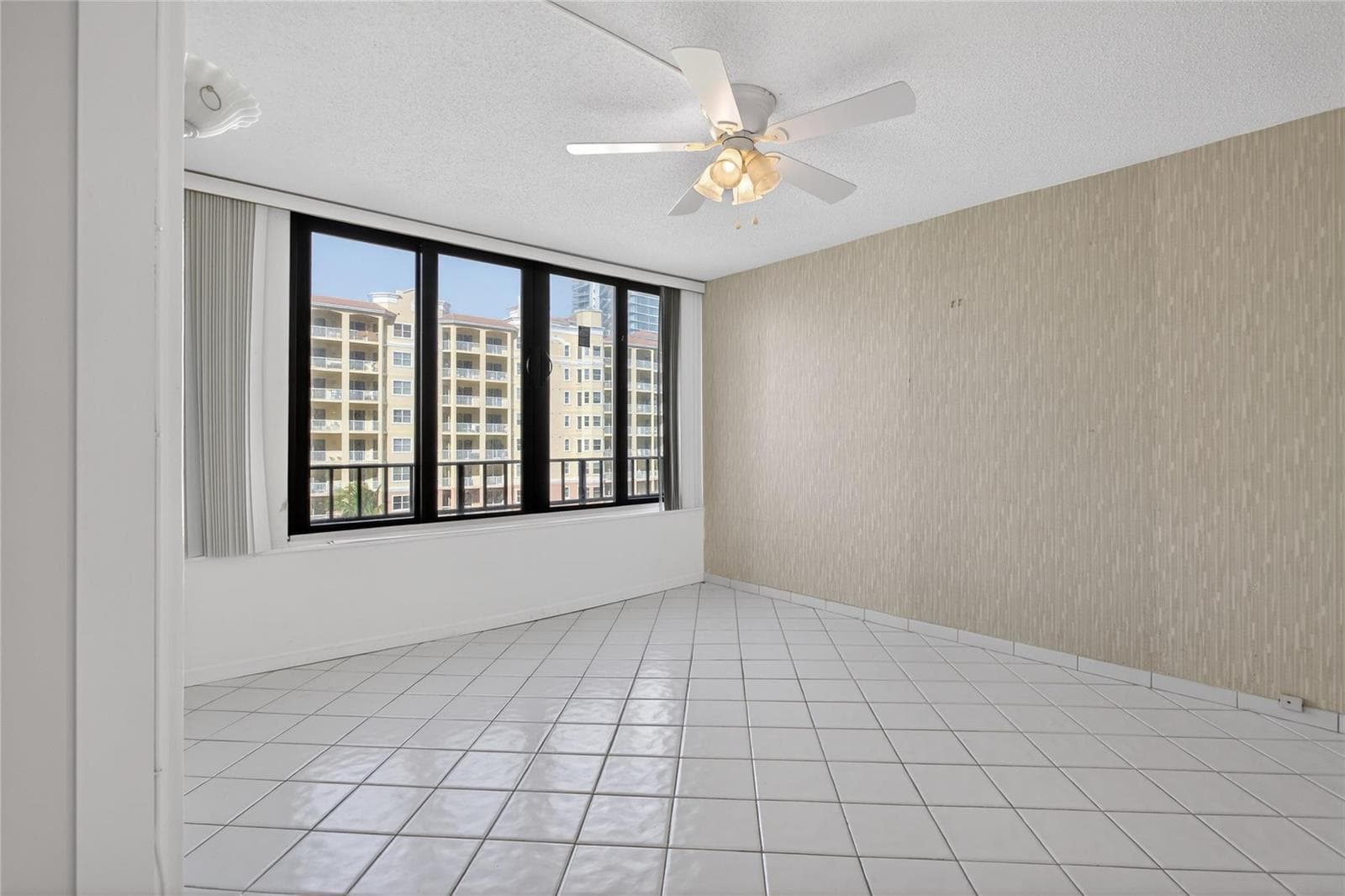 1401 S Ocean Boulevard 605 photo 15