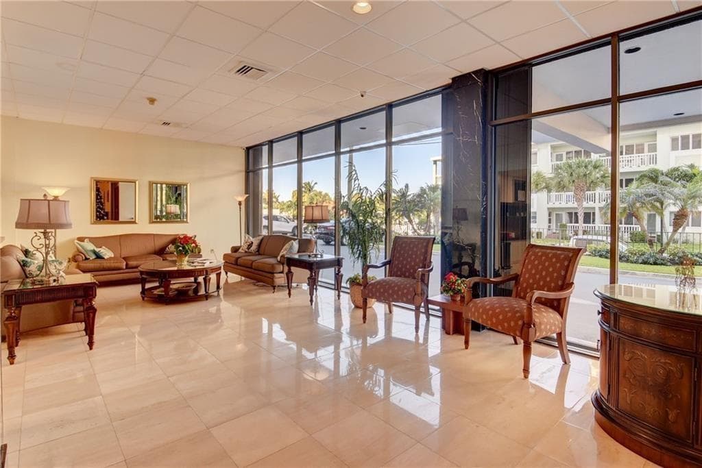 1401 S Ocean Boulevard 605 photo 4