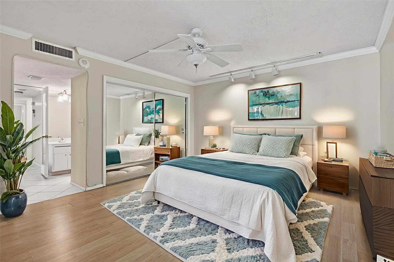 1401 S Ocean Boulevard 605 photo 21