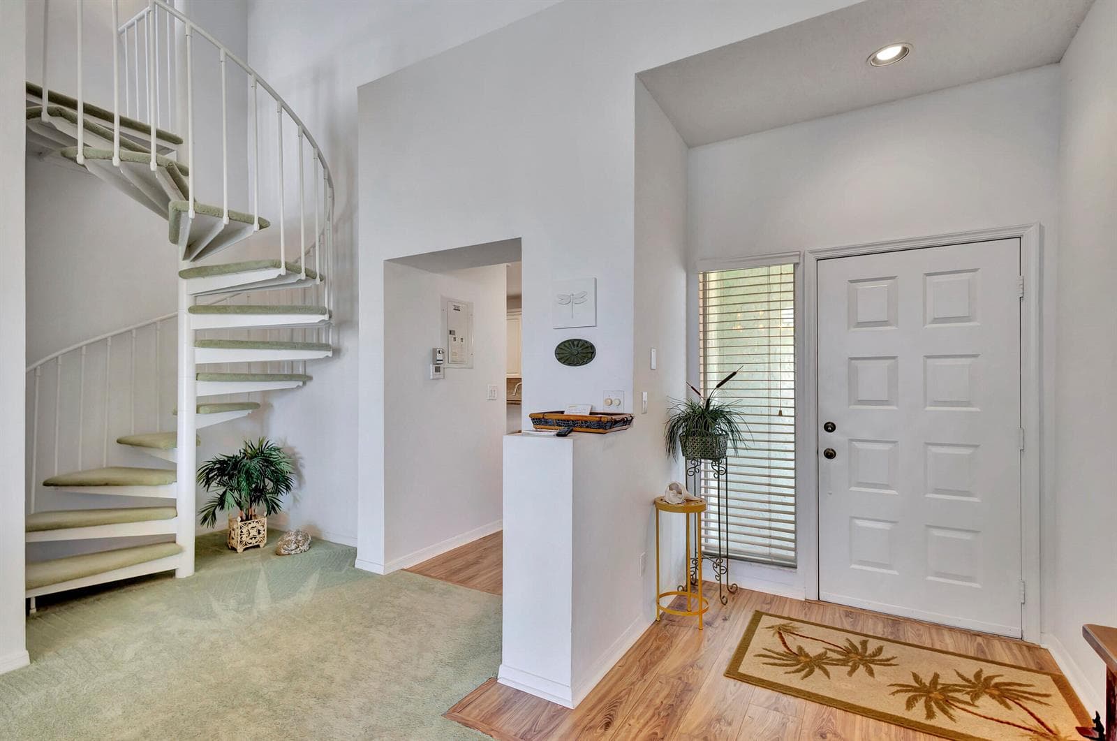 303 Mainsail Circle photo 9