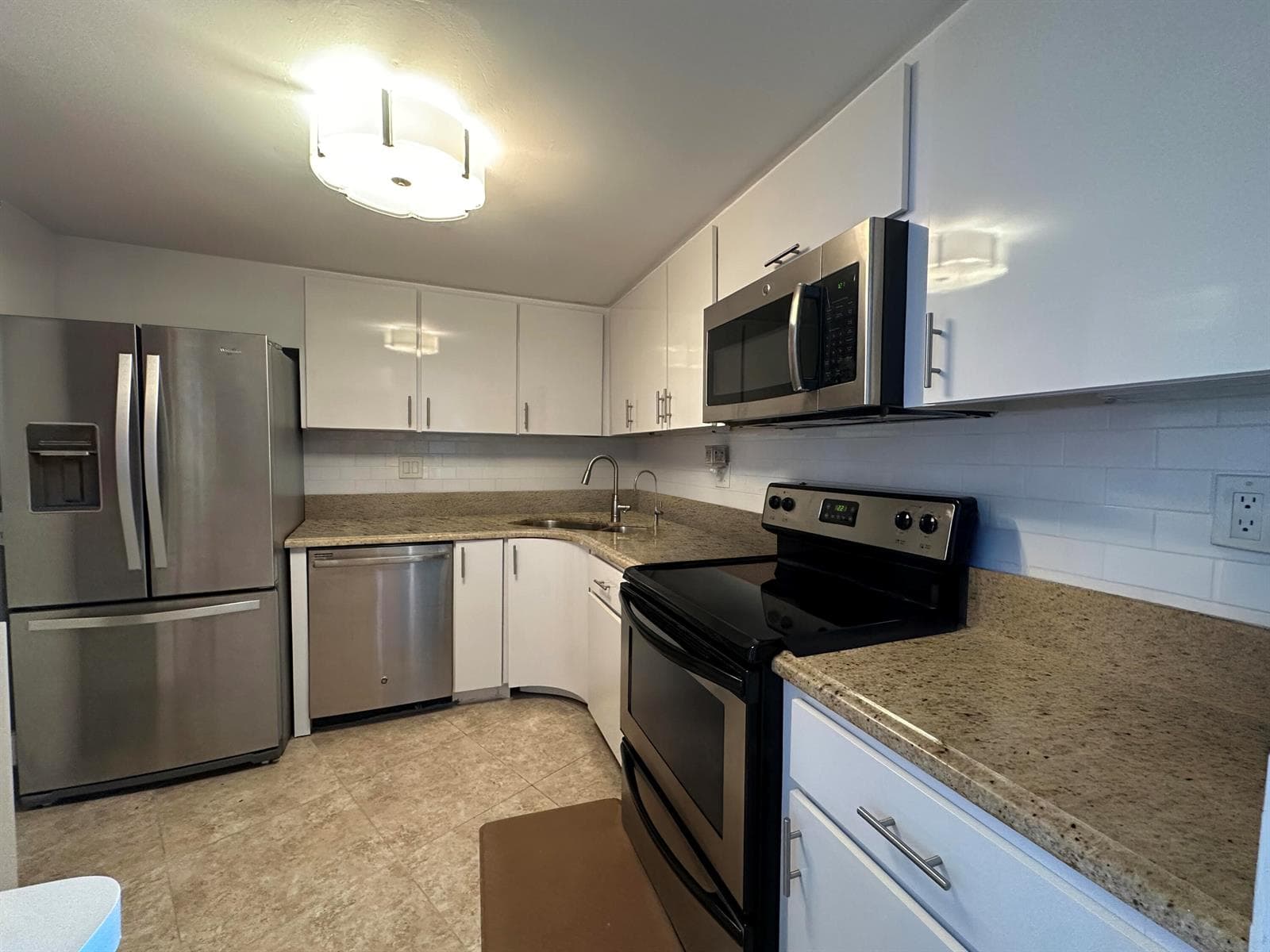 1200 S Flagler Drive 802 photo 4
