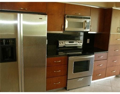 3215 NE 184th Street 14403 photo 6