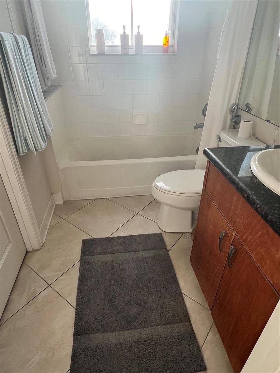 3215 NE 184th Street 14403 photo 15