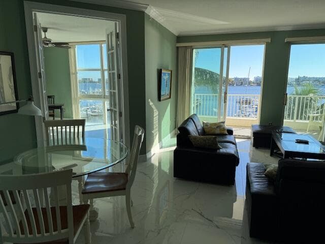 806 E Windward Way 401 photo 9