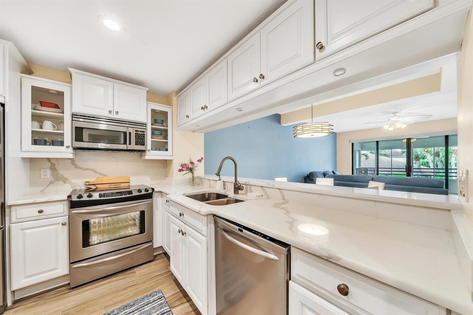 827 Oak Harbour Drive photo 12