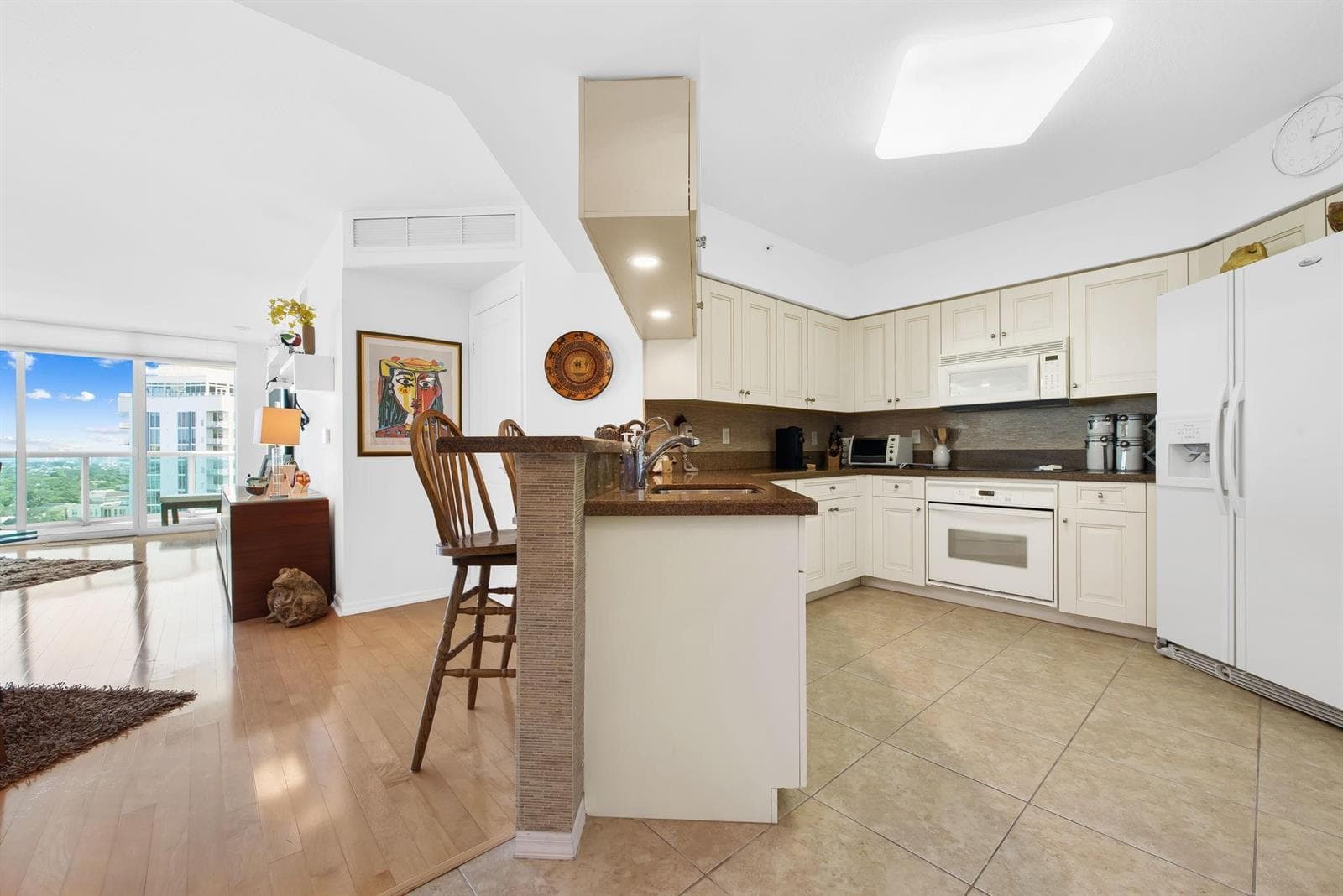347 N New River Drive 1603 photo 7