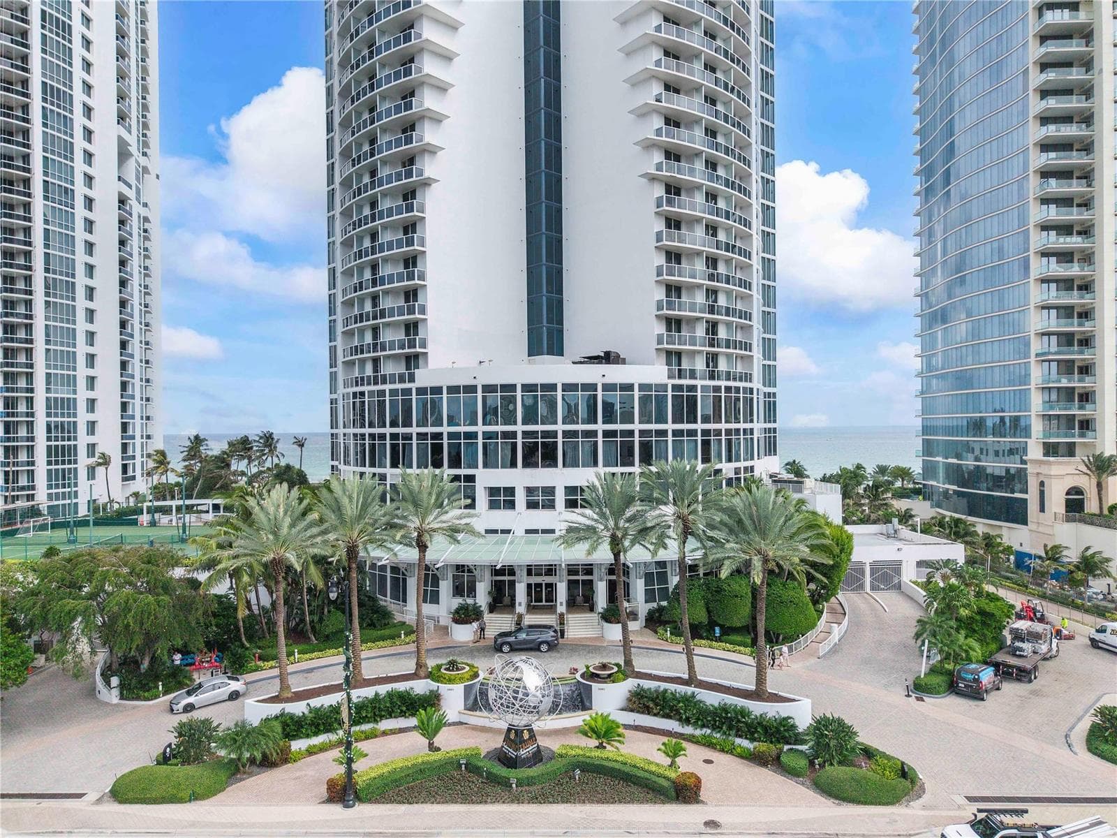 18001 Collins Avenue 2806 photo 2