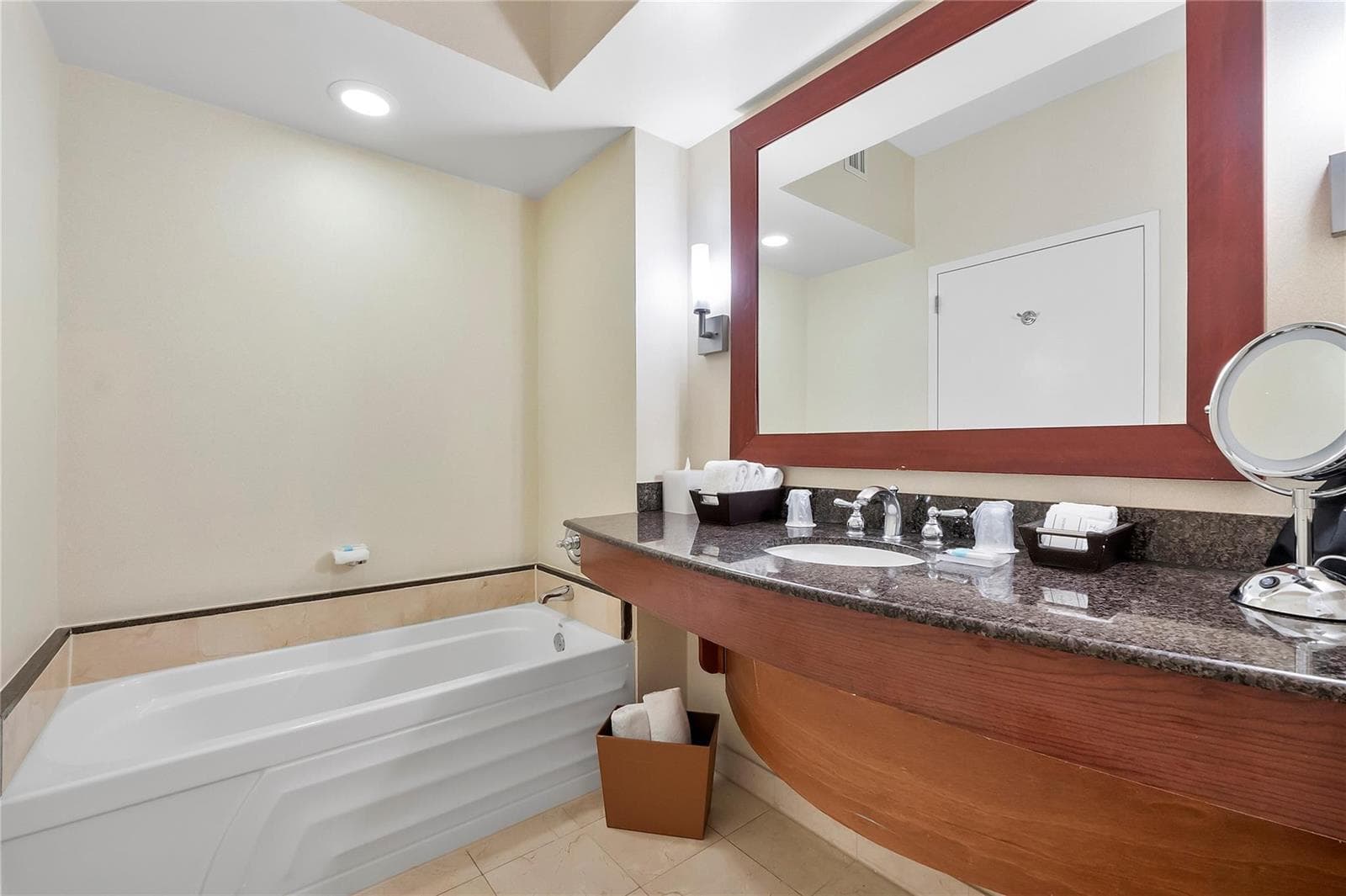 18001 Collins Avenue 2806 photo 25