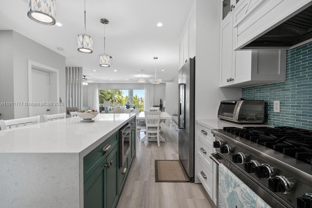 112 Avenue D 1 photo 15