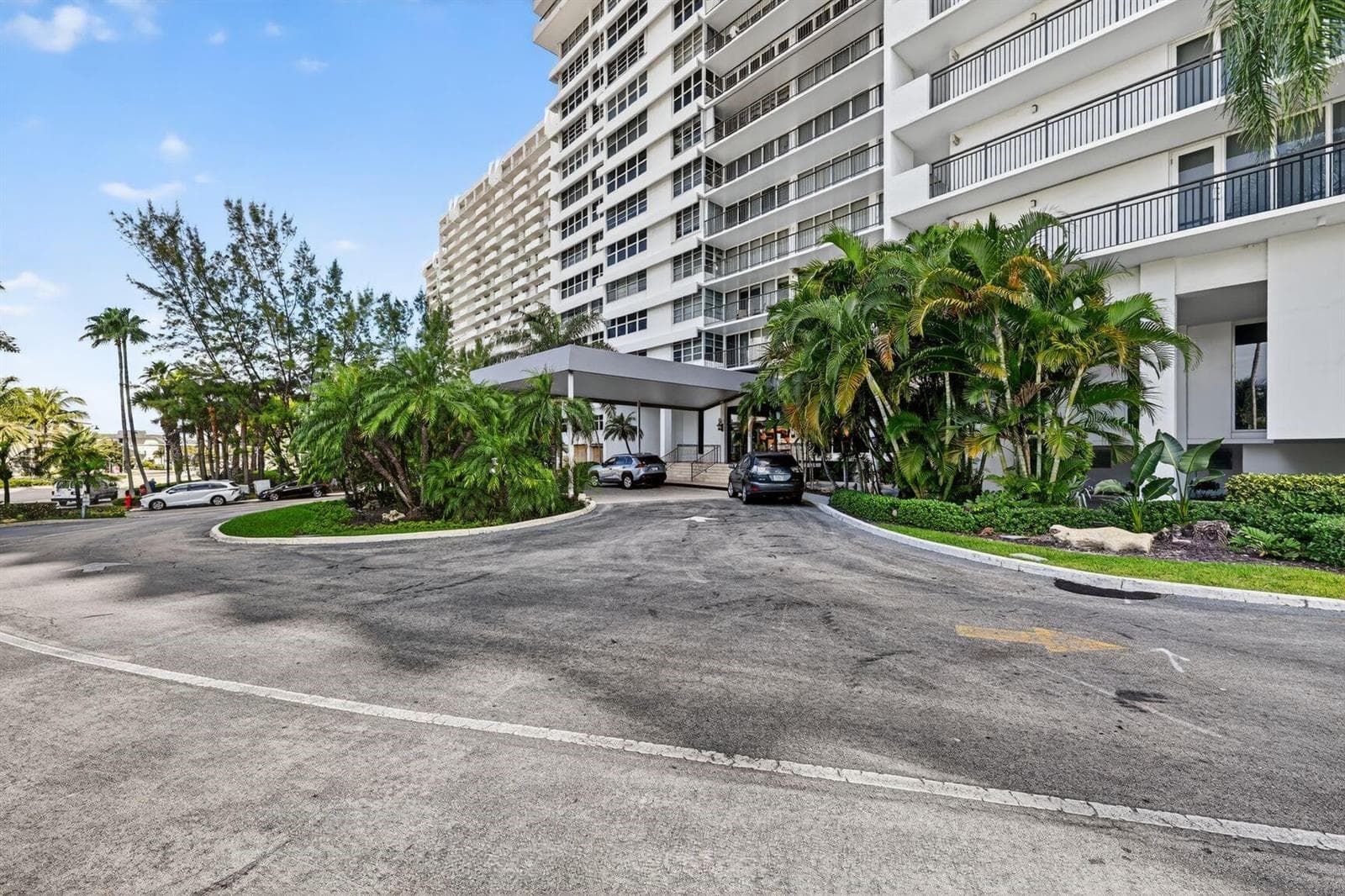 4280 Galt Ocean Drive 20-A photo 2
