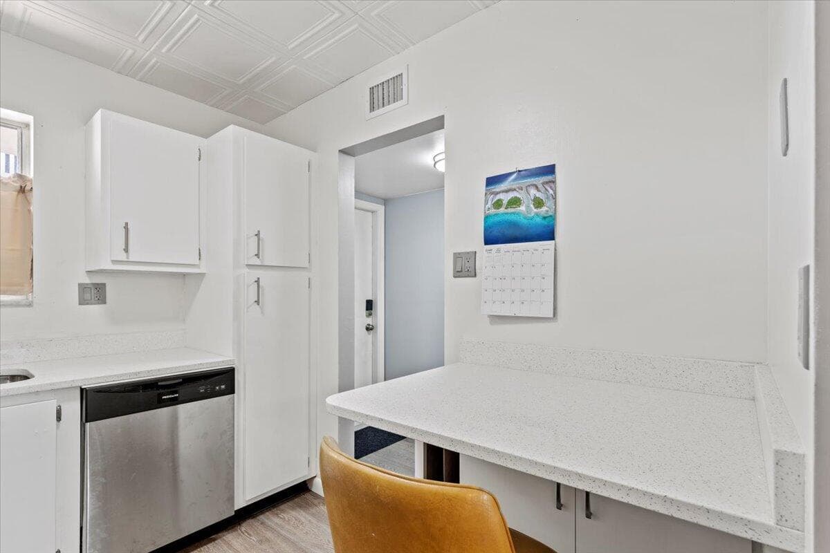 300 Waterway Drive S 308 photo 23