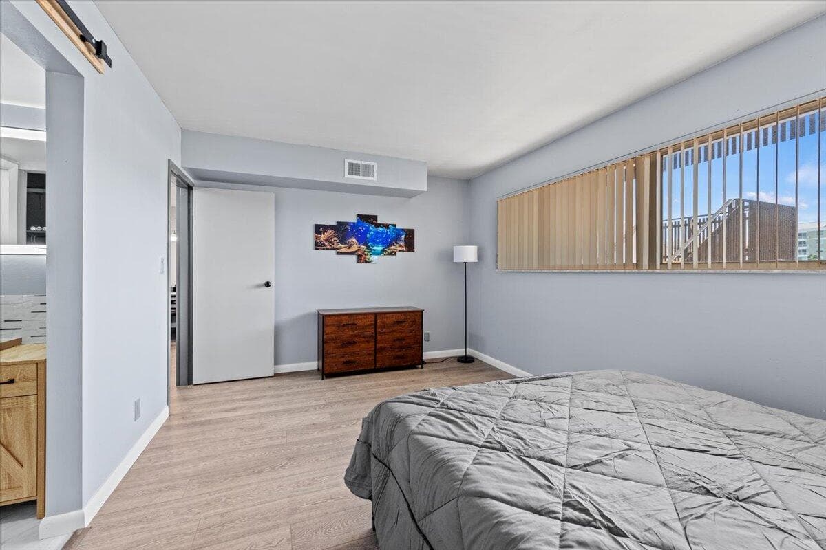 300 Waterway Drive S 308 photo 7
