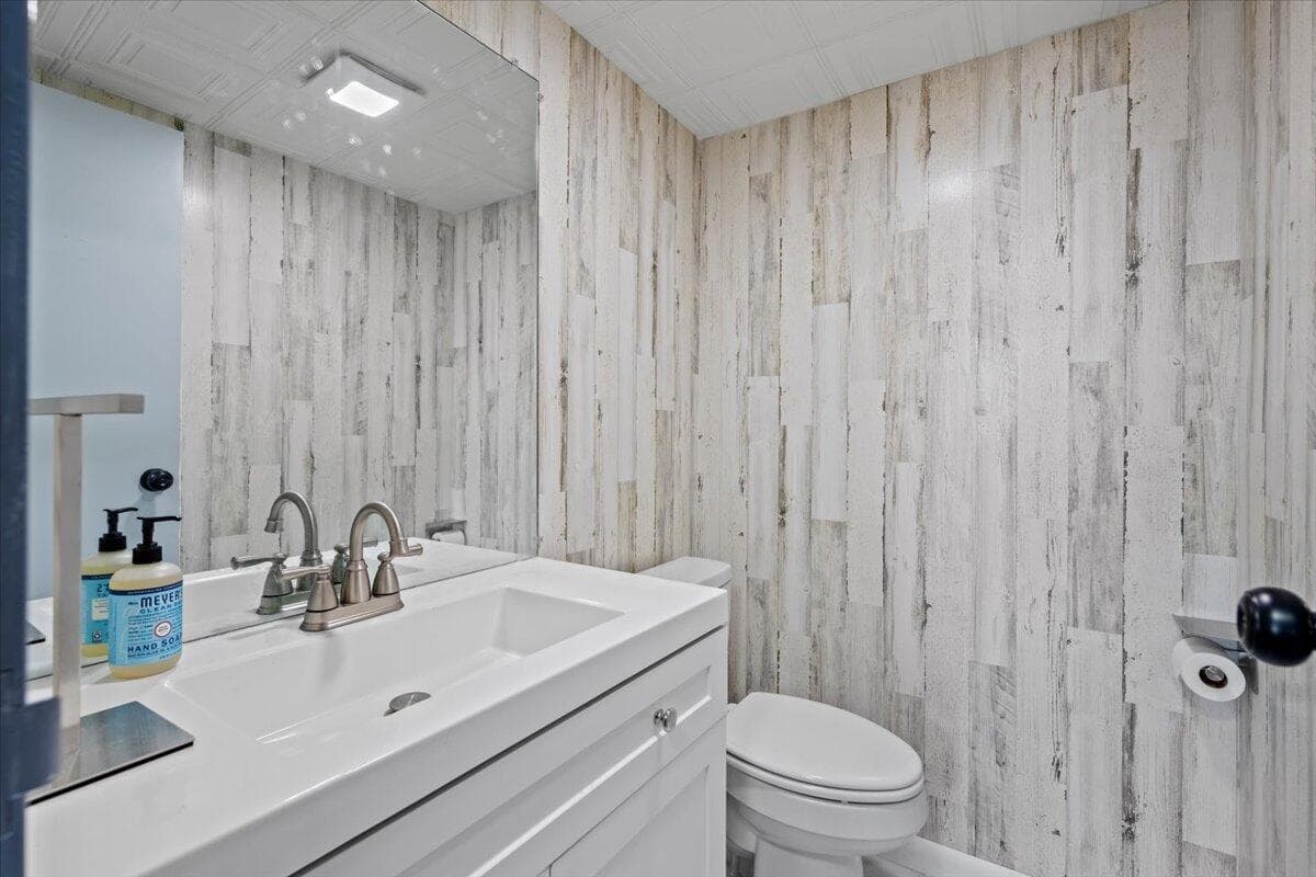 300 Waterway Drive S 308 photo 4