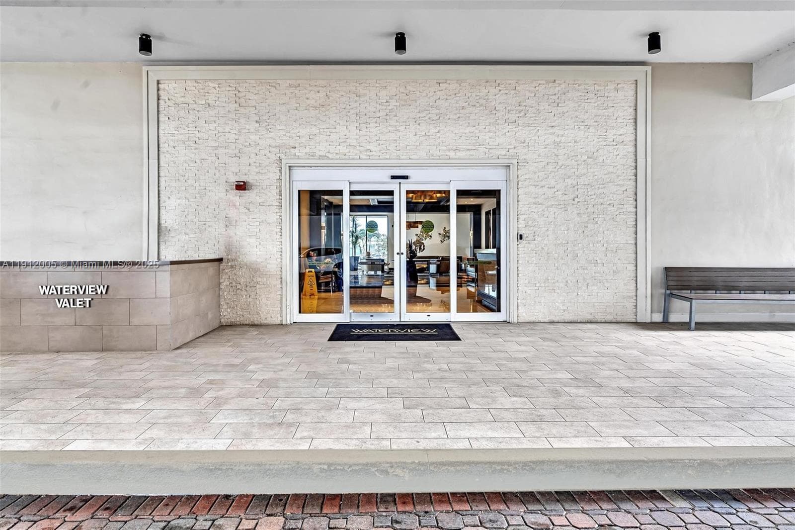 20515 E Country Club Dr 2047 photo 16