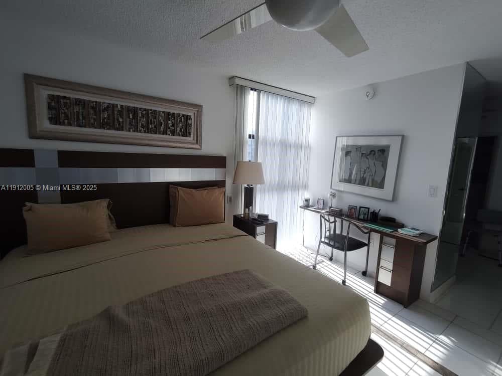 20515 E Country Club Dr 2047 photo 8