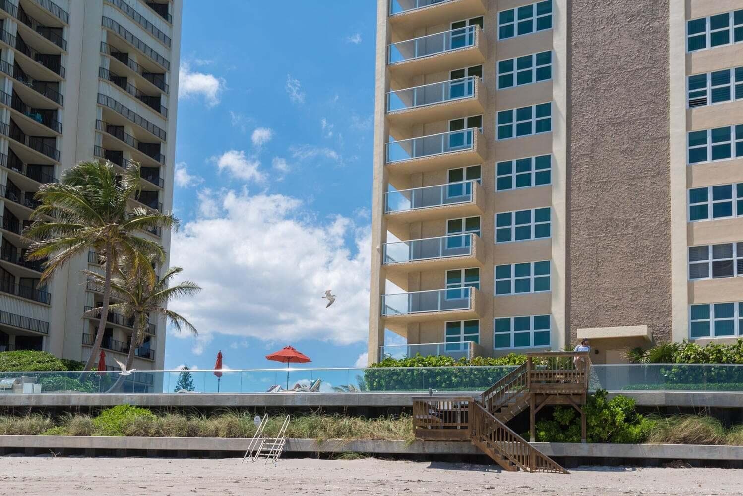 5440 N Ocean Drive 1002 photo 4