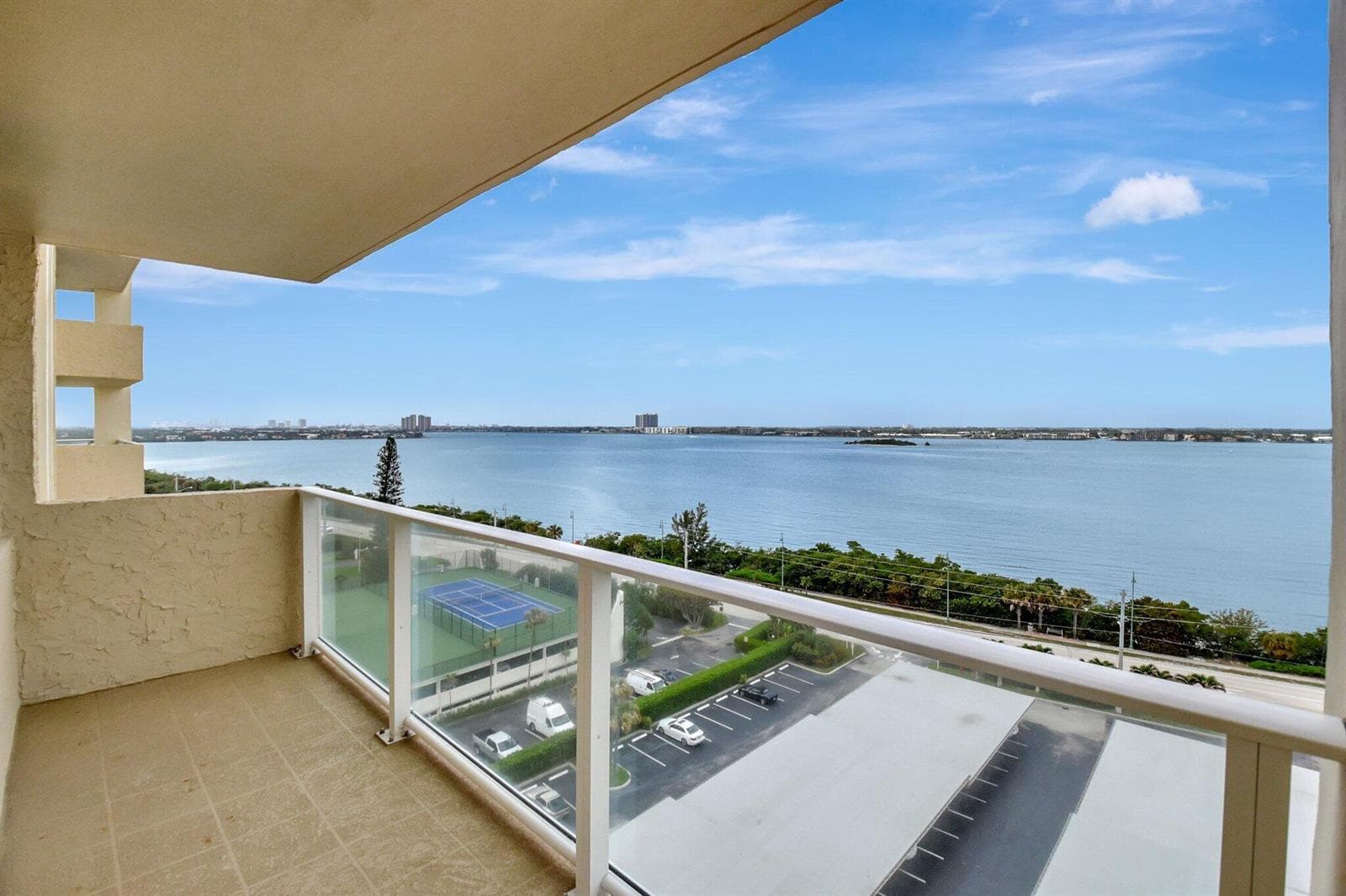 5440 N Ocean Drive 1002 photo 25