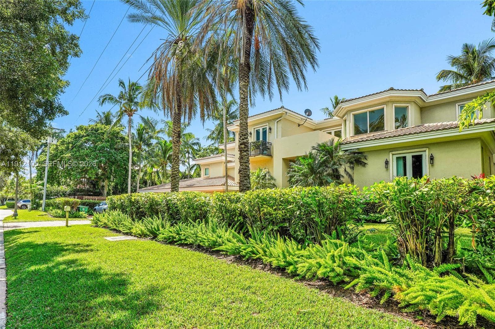 550 Harbor Dr photo 10