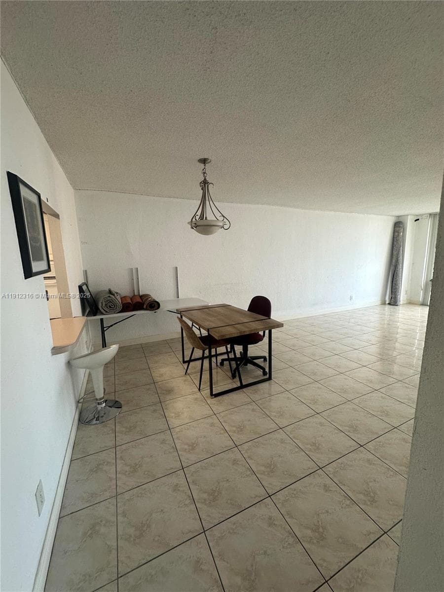 19390 Collins Ave 1019 photo 6