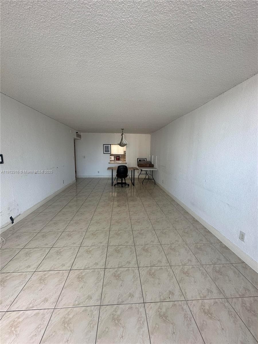 19390 Collins Ave 1019 photo 14