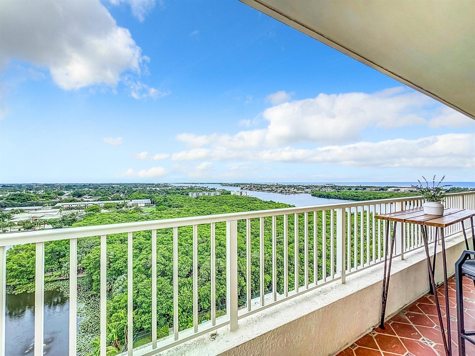 700 E Boynton Beach Boulevard 1408 photo 3