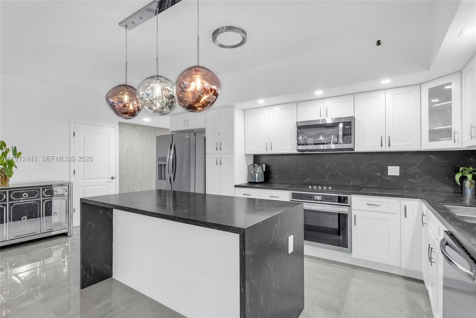 355 Poinciana Dr 1130 photo 7