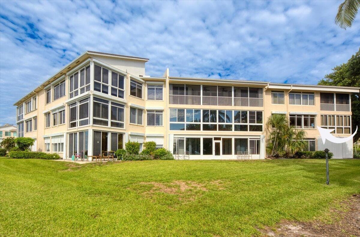 2370 NE Ocean Boulevard A201 photo 6