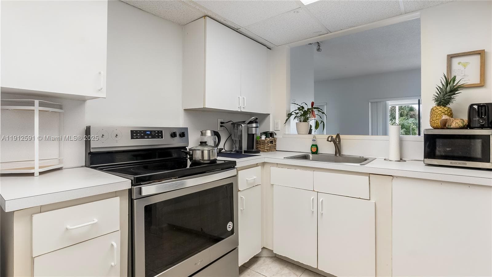 500 Bayview Dr 117 photo 6