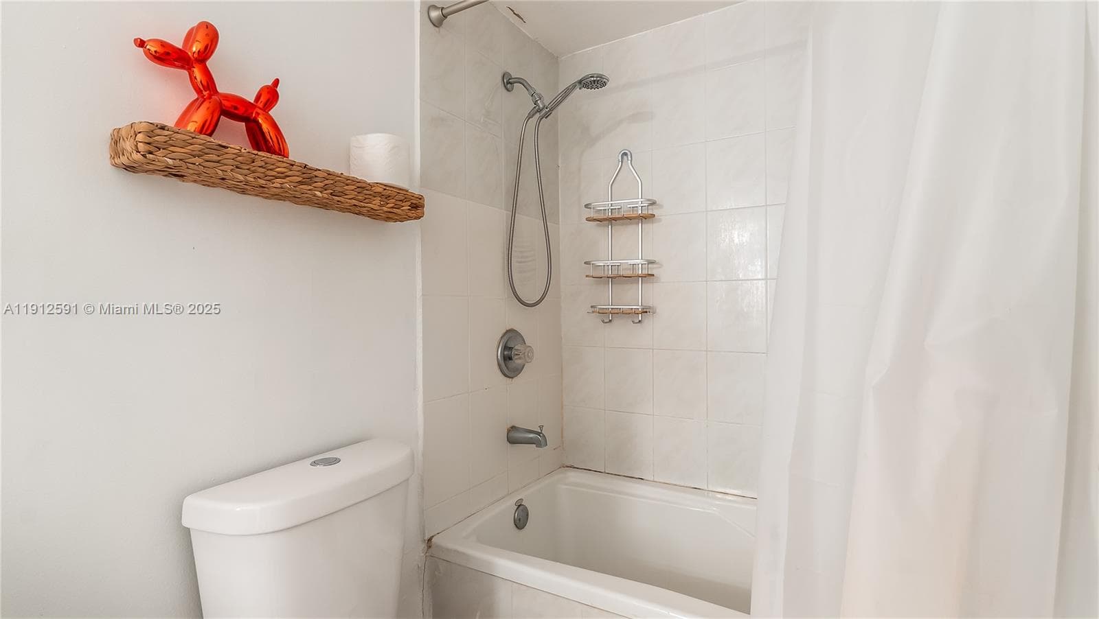 500 Bayview Dr 117 photo 17