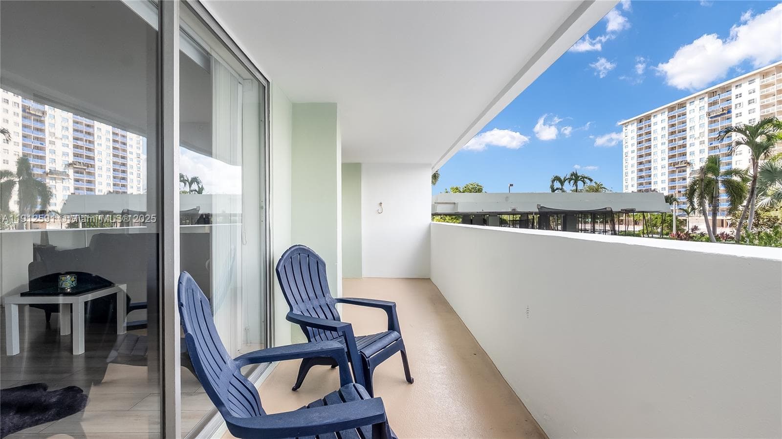 500 Bayview Dr 117 photo 18