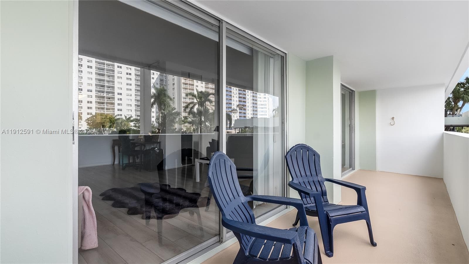 500 Bayview Dr 117 photo 19