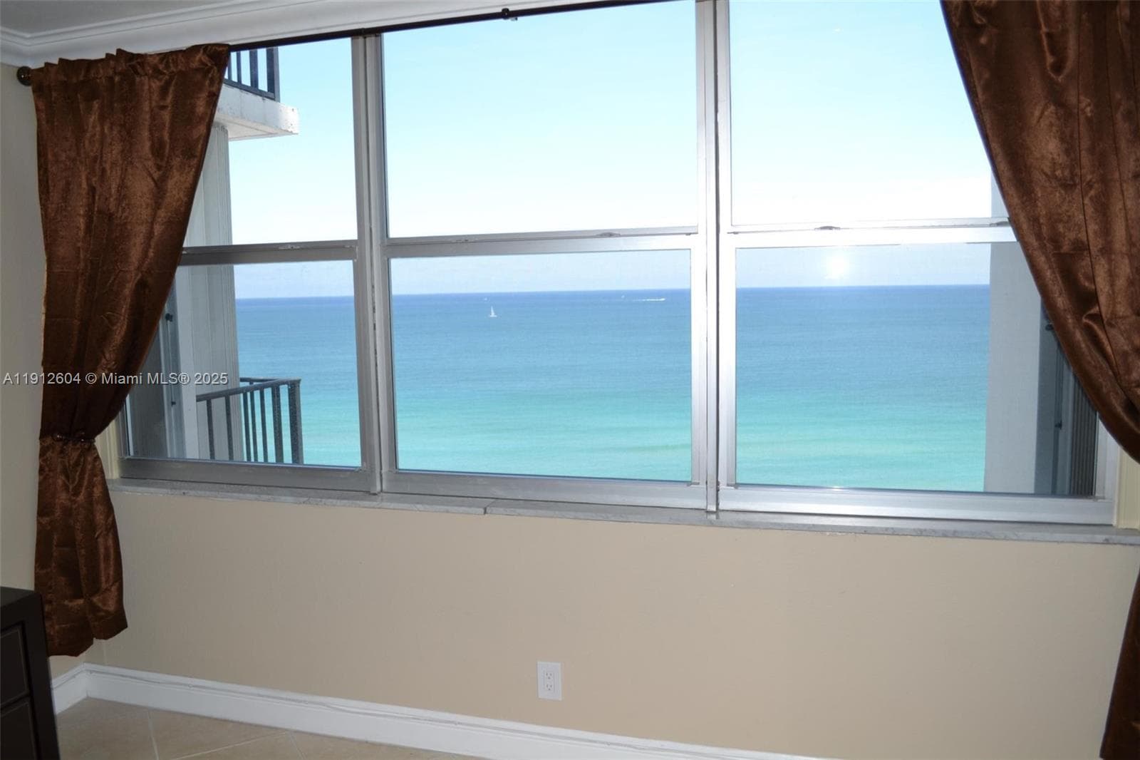 2101 S Ocean Dr 1702 photo 13