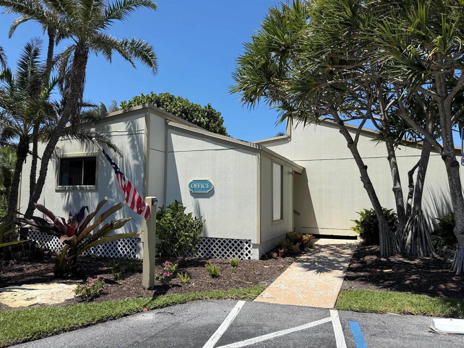 1456 NE Ocean Boulevard 9-202 photo 25