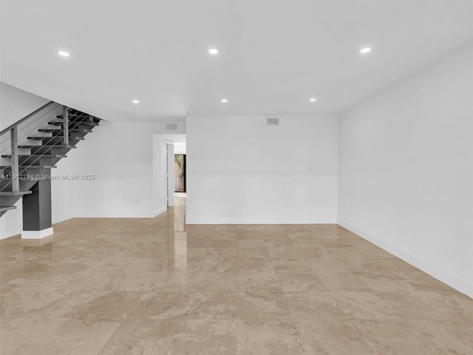 3776 NE 166th St 108 photo 8