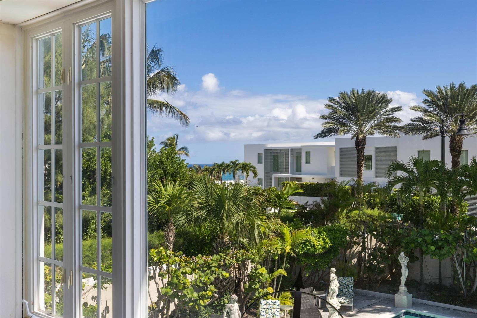 1048 S Ocean Boulevard photo 10