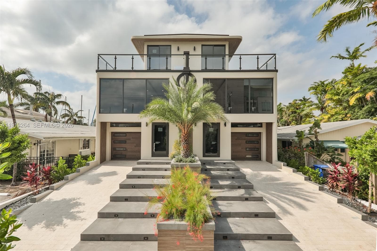 323 Hendricks Isle photo 15