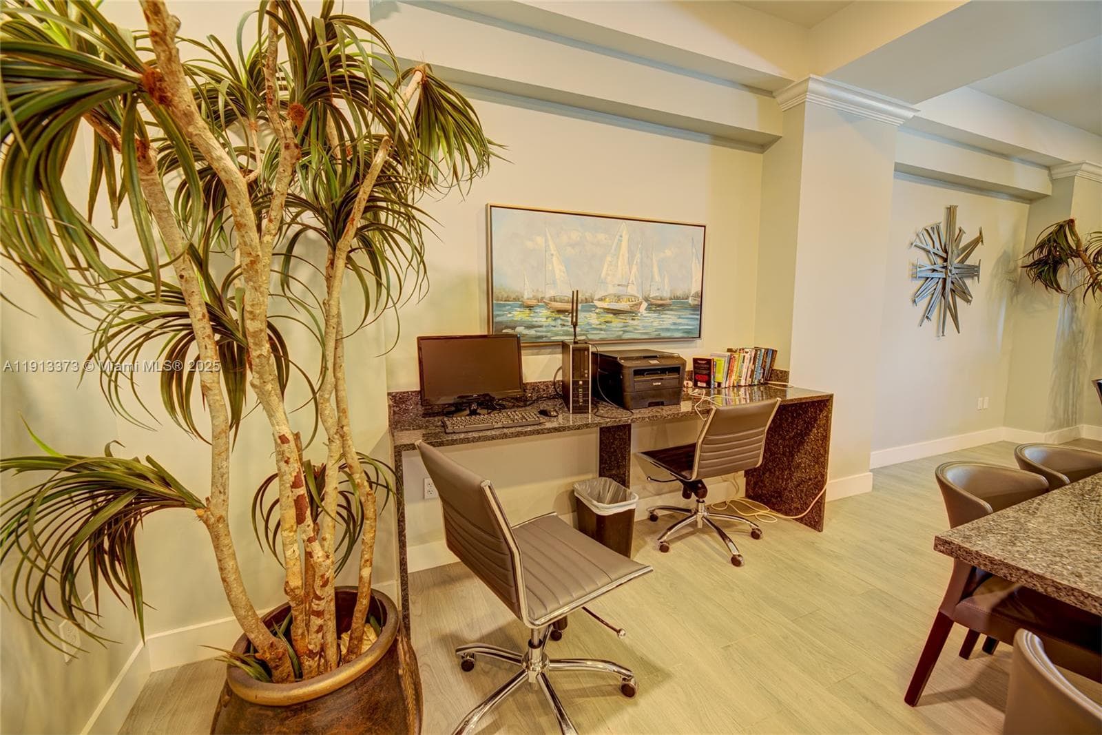 2501 Ocean Dr 834 photo 10