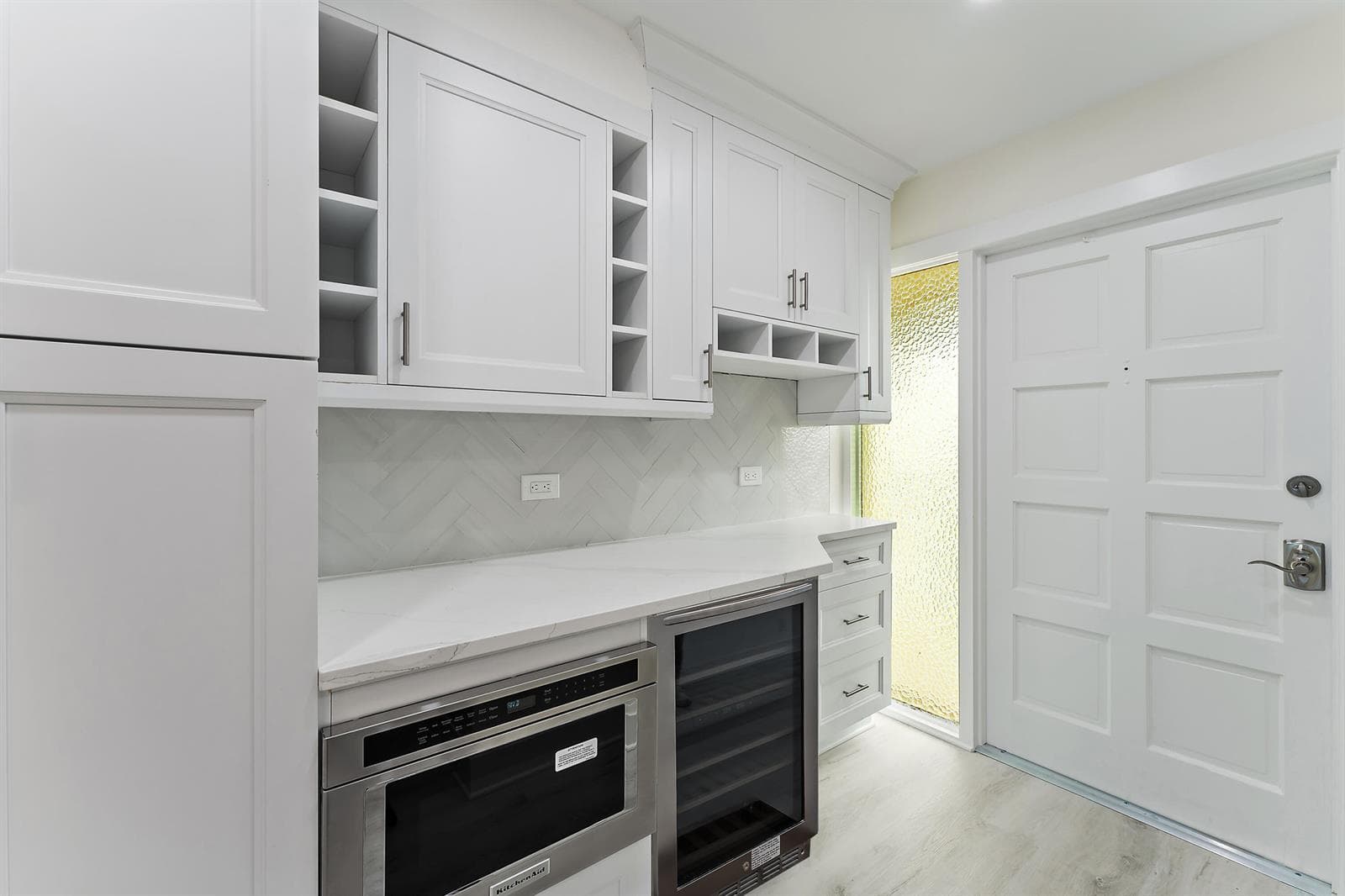 29 Yacht Club Drive 407 photo 7