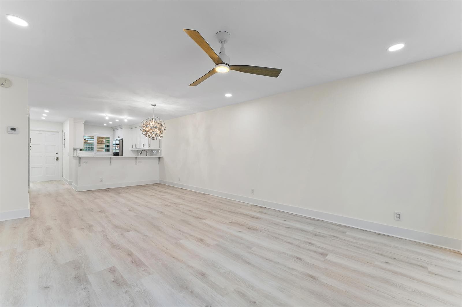 29 Yacht Club Drive 407 photo 20