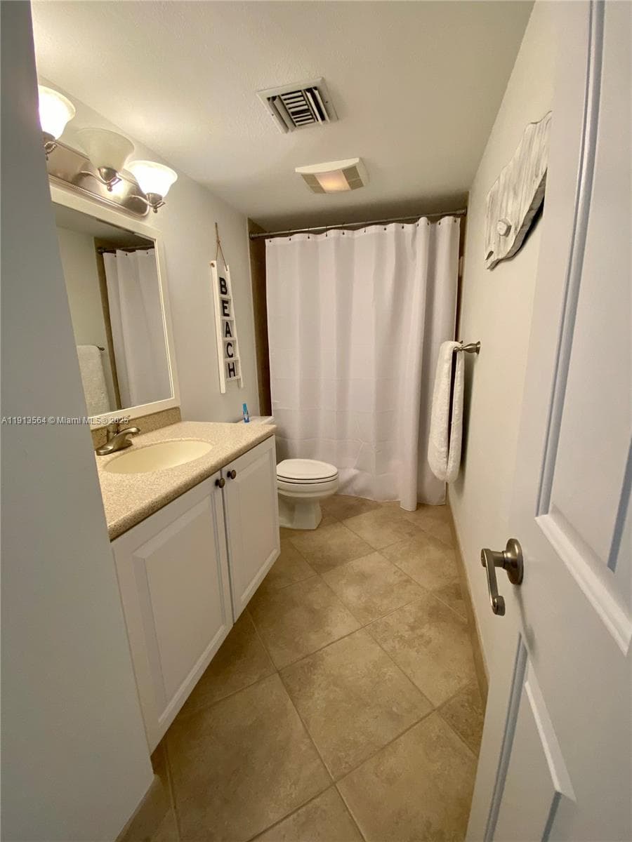 2800 N Highway A1a 803 photo 23