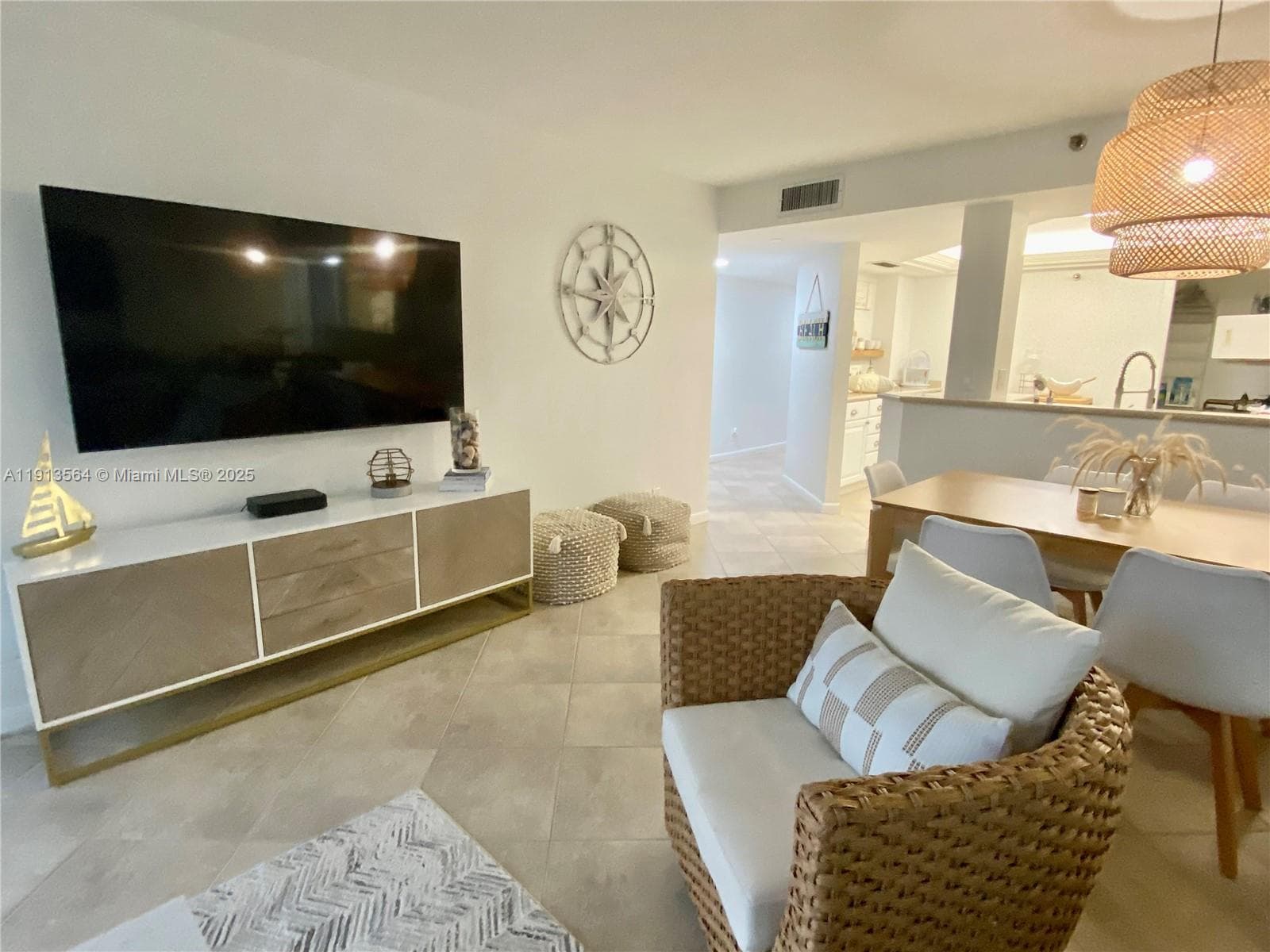 2800 N Highway A1a 803 photo 14